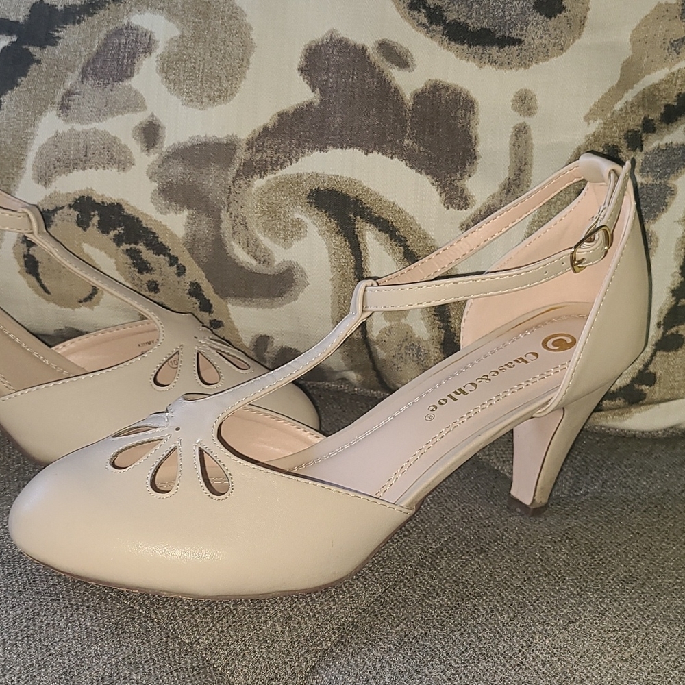 Cute heels! Gatsby style heels sz 10